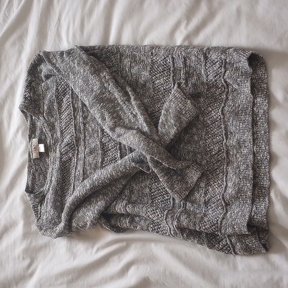 LOFT Sweaters - LOFT Crew neck Sweater
